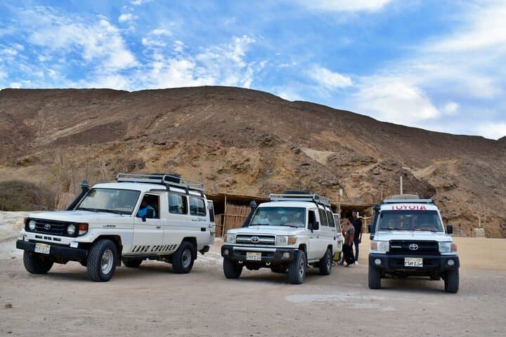 Hurghada Star Watching Desert Adventure by Jeep & Romantic Dinner - image 1